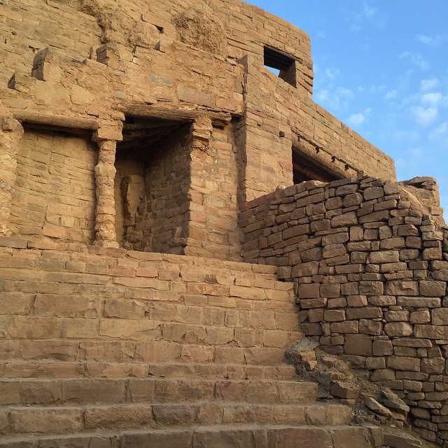 جولة في ثنايا قلعة مارد الأثرية في منطقة الجوف