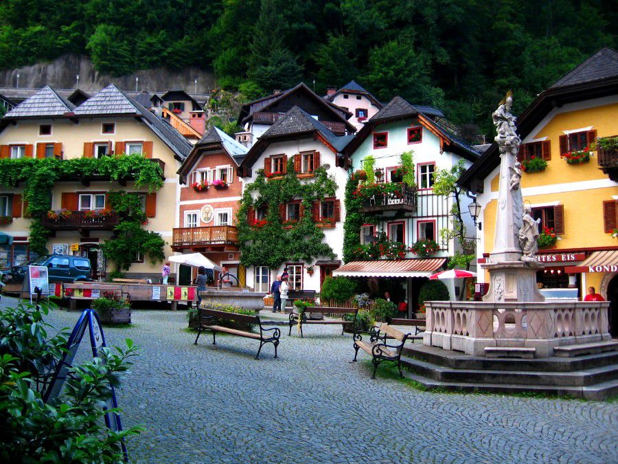 السياحة في قرية هالستات النمساوية