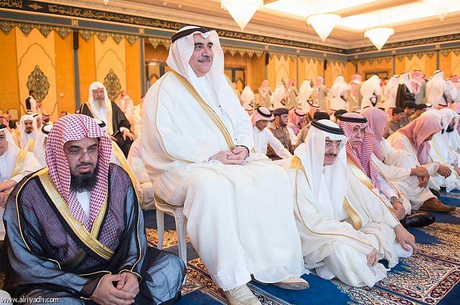جموع المصلين في مختلف أنحاء المملكة يؤدون صلاة عيد الفطر